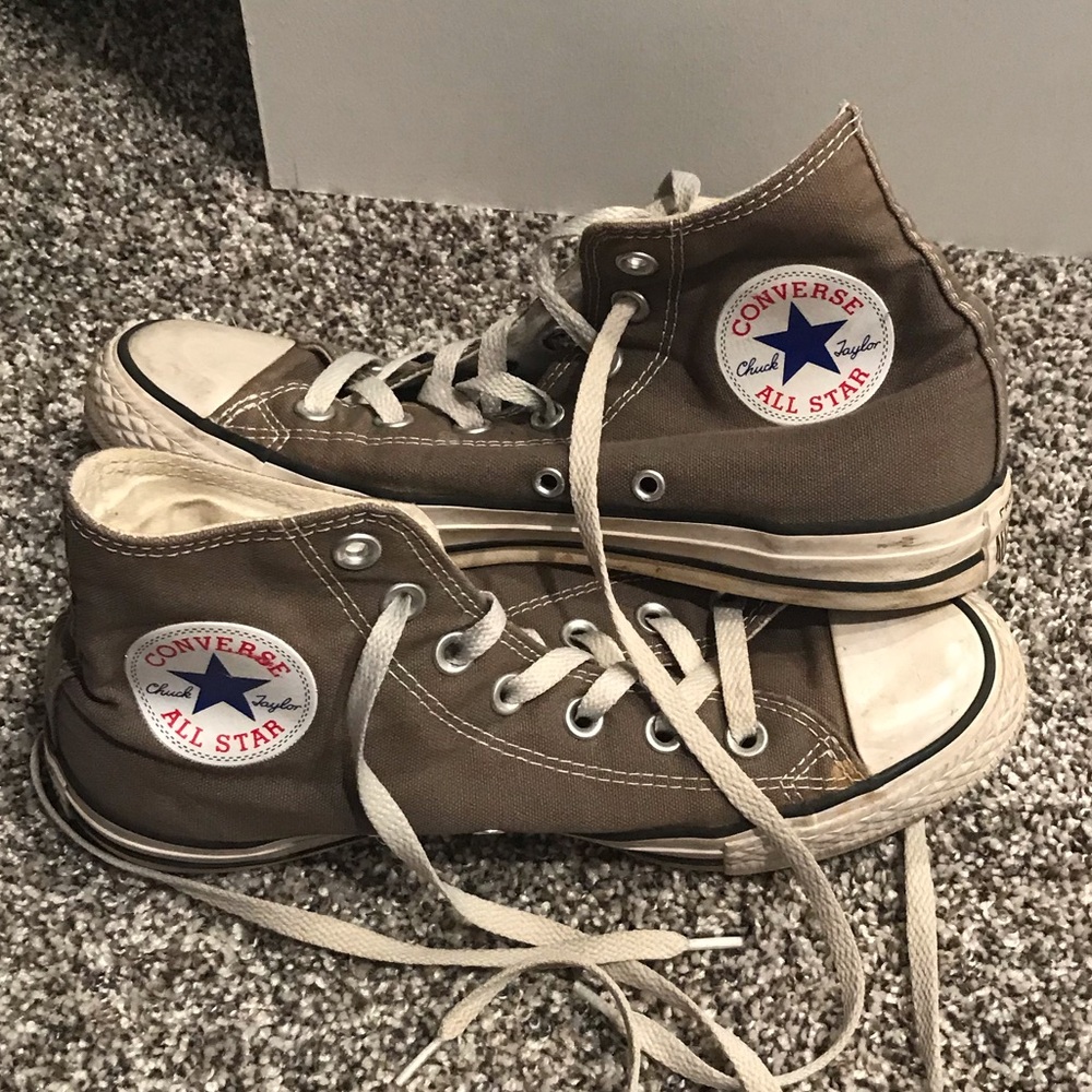 Converse Shoes size 8
